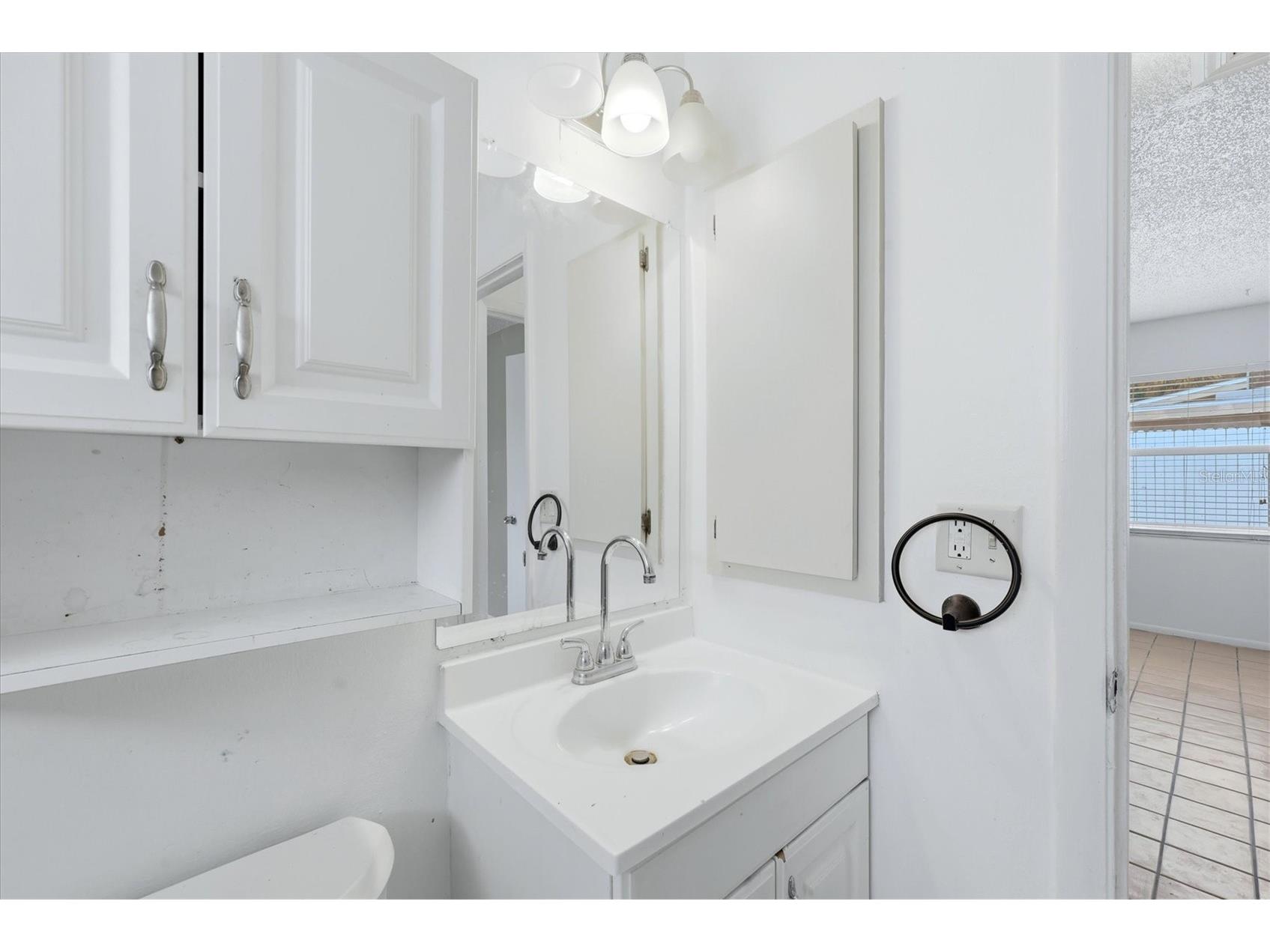 1856 Marbeth Street Sarasota FL 34231 A4694543 image42