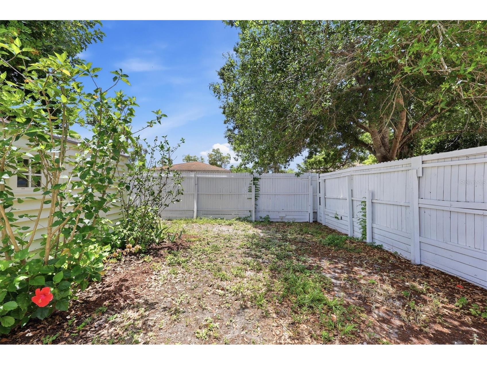 1856 Marbeth Street Sarasota FL 34231 A4694543 image46