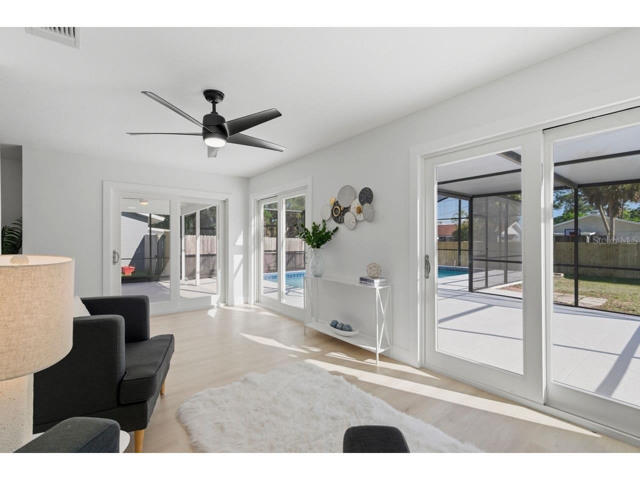 1856 Mova Street Sarasota FL 34231 A4687358 image18