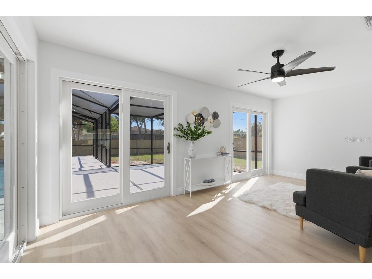 1856 Mova Street Sarasota FL 34231 A4687358 image19