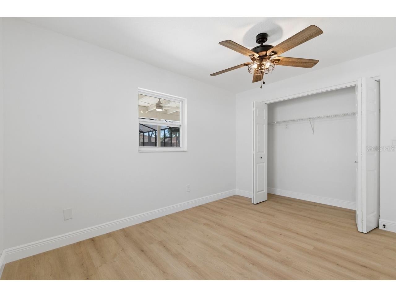 1856 Mova Street Sarasota FL 34231 A4687358 image27