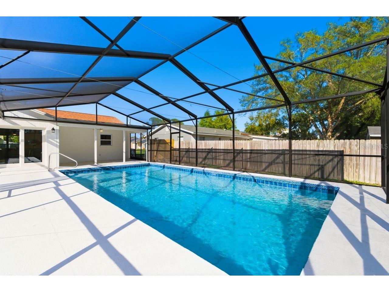 1856 Mova Street Sarasota FL 34231 A4687358 image35