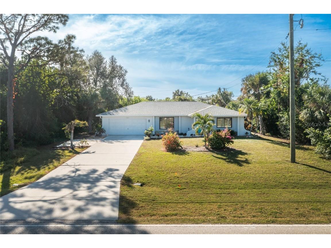 18565 Edgewater Drive Port Charlotte FL 33948 C7502314 image1