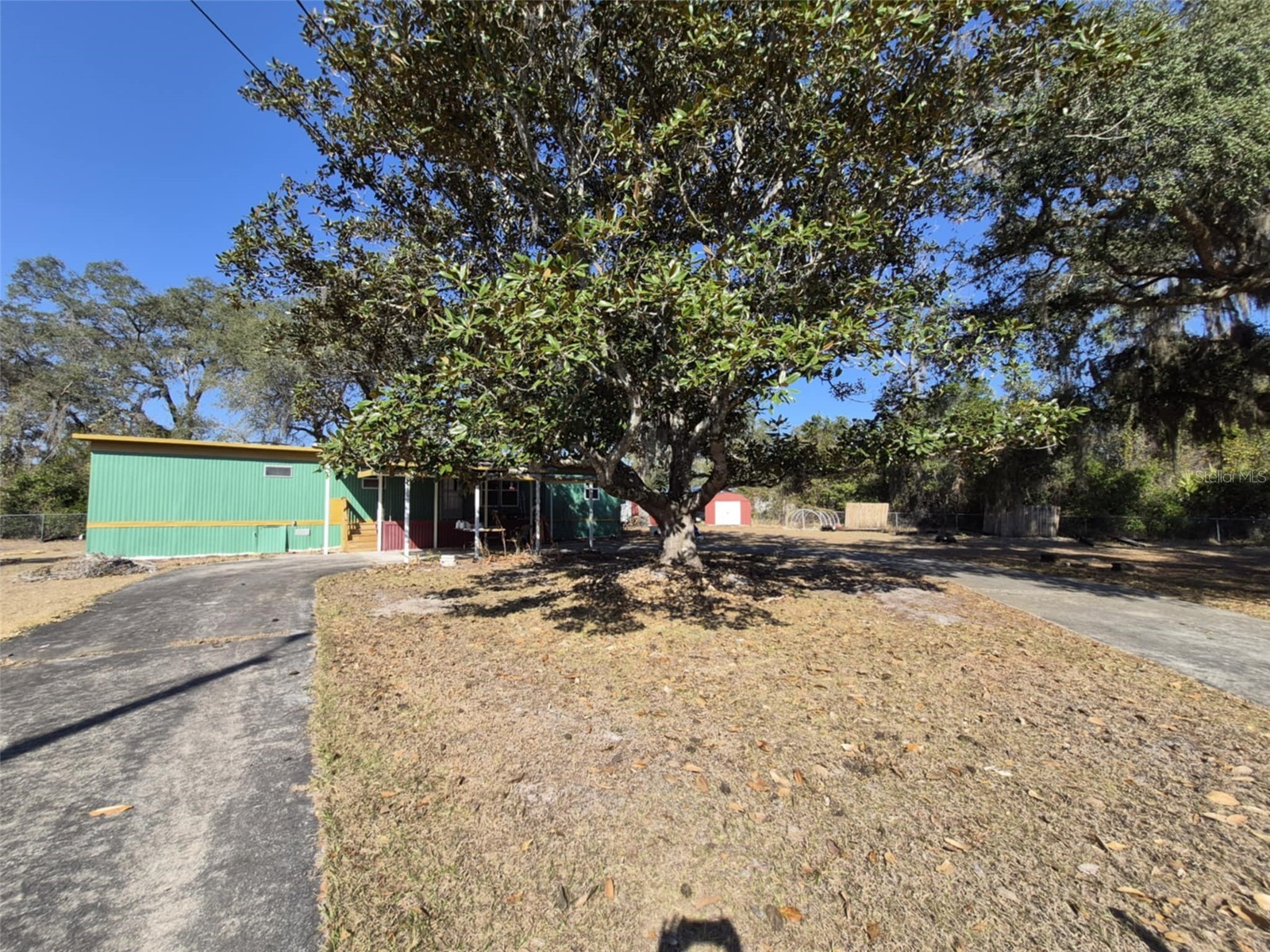 18565 SE 24th Lane Ocklawaha FL 32179 OM718806 image1