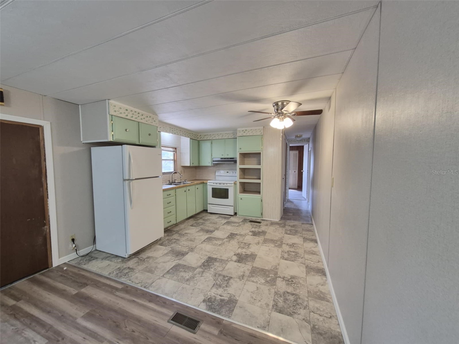 18565 SE 24th Lane Ocklawaha FL 32179 OM718806 image13