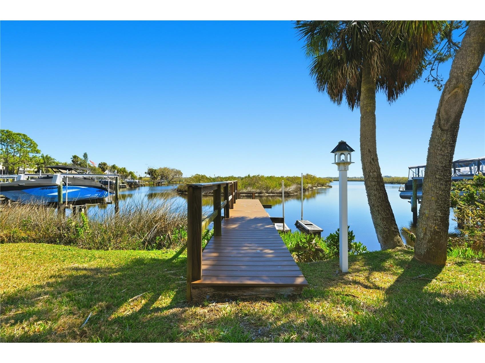 1857 Riveredge Drive Tarpon Springs FL 34689 TB8480264 image36