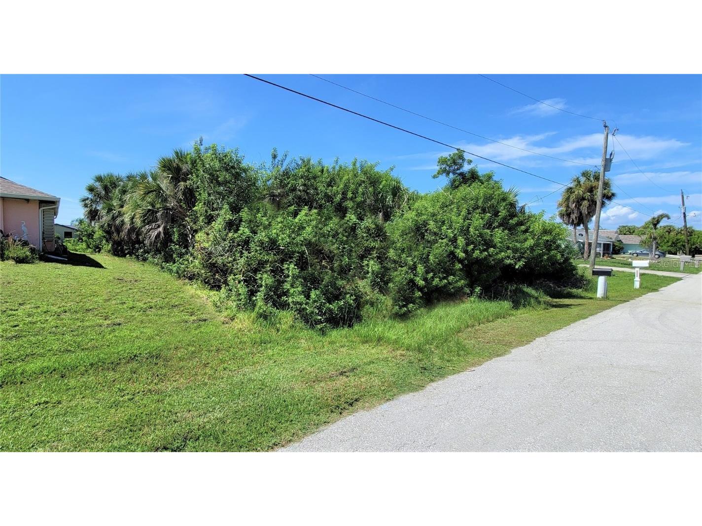 18574 Kerrville Circle Port Charlotte FL 33948 - ARAPAHOE WATERWAY C7480633 image1