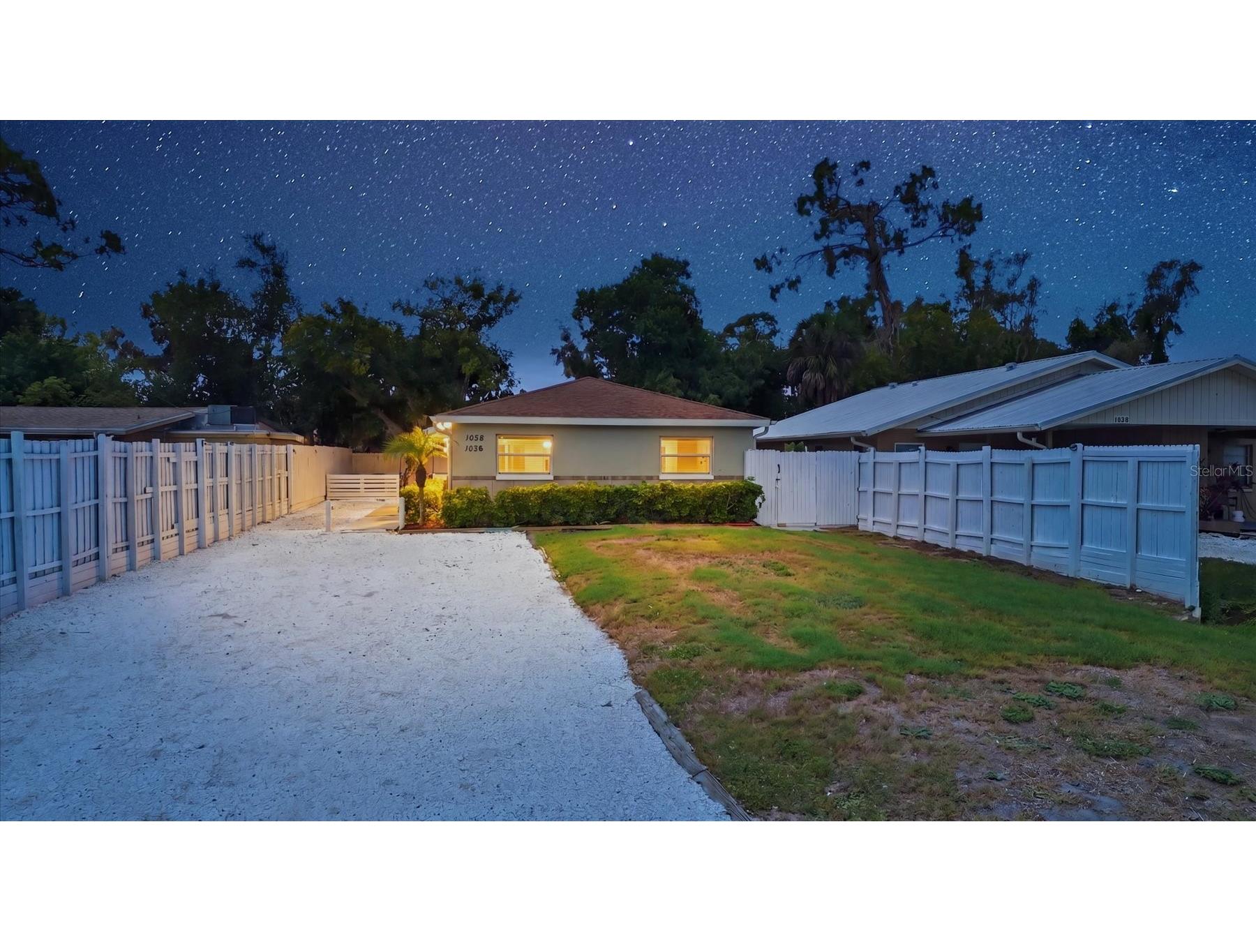 1858 Marbeth Street Sarasota FL 34231 A4694568 image2