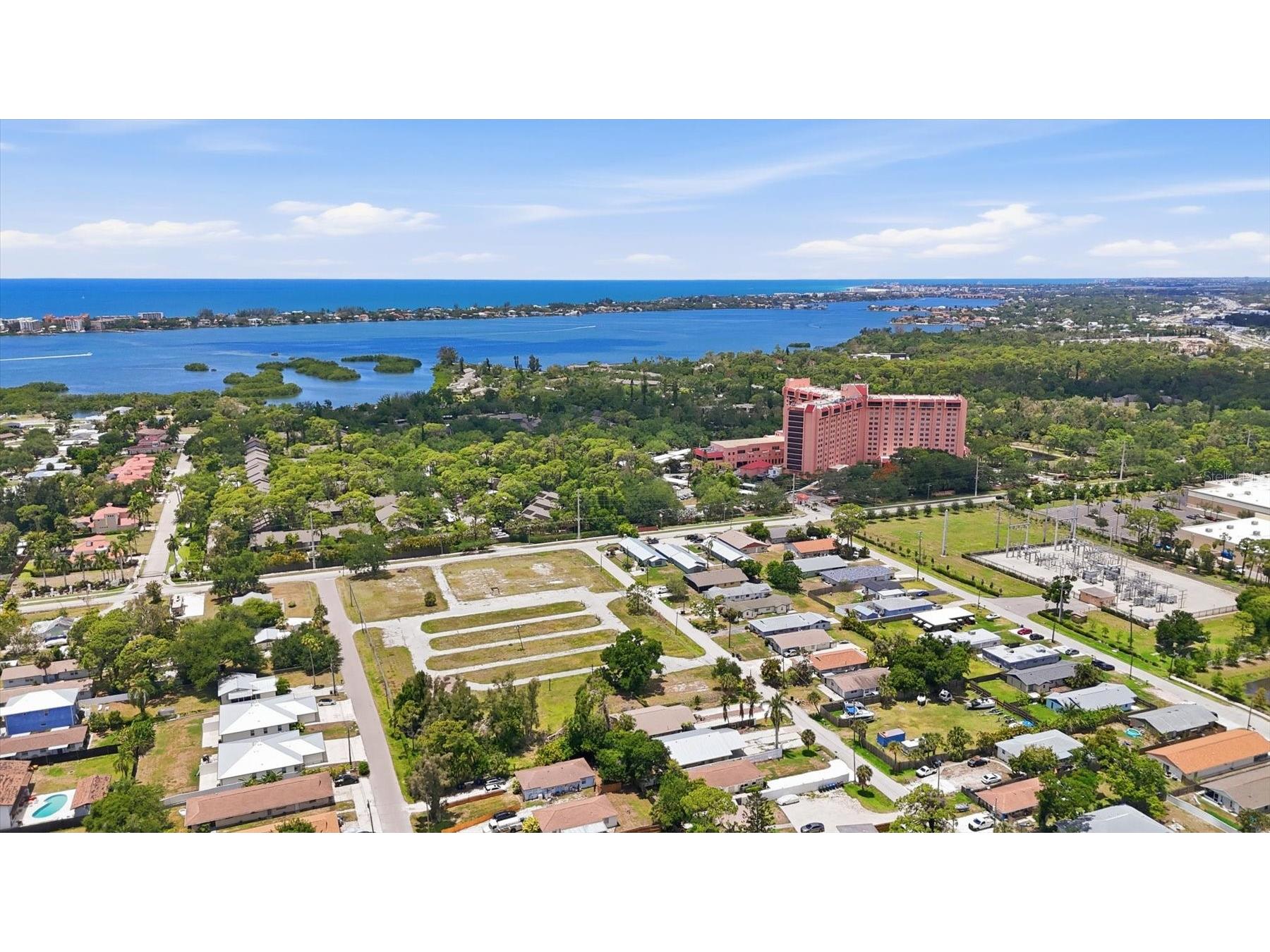 1858 Marbeth Street Sarasota FL 34231 A4694568 image53