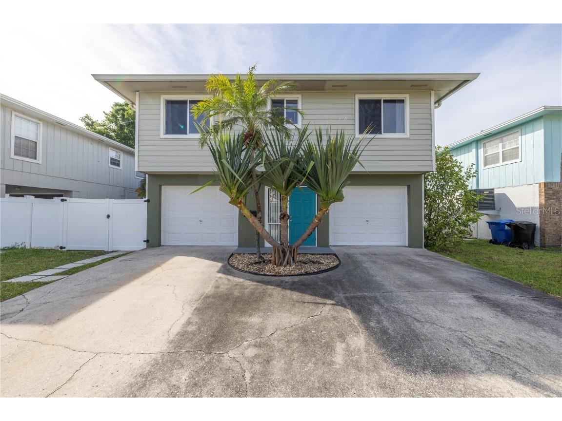 1858 Michigan Avenue NE Saint Petersburg FL 33703 U8237647 image1