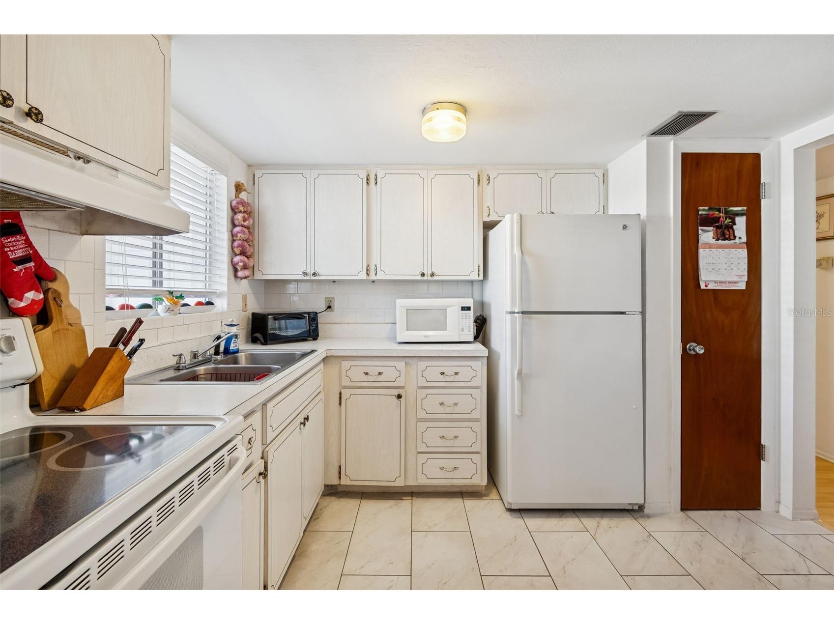 1858 Sunny Drive #F21 Bradenton FL 34207 A4684007 image16