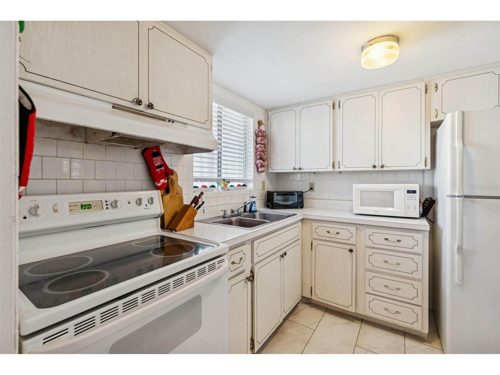 1858 Sunny Drive #F21 Bradenton FL 34207 A4684007 image17