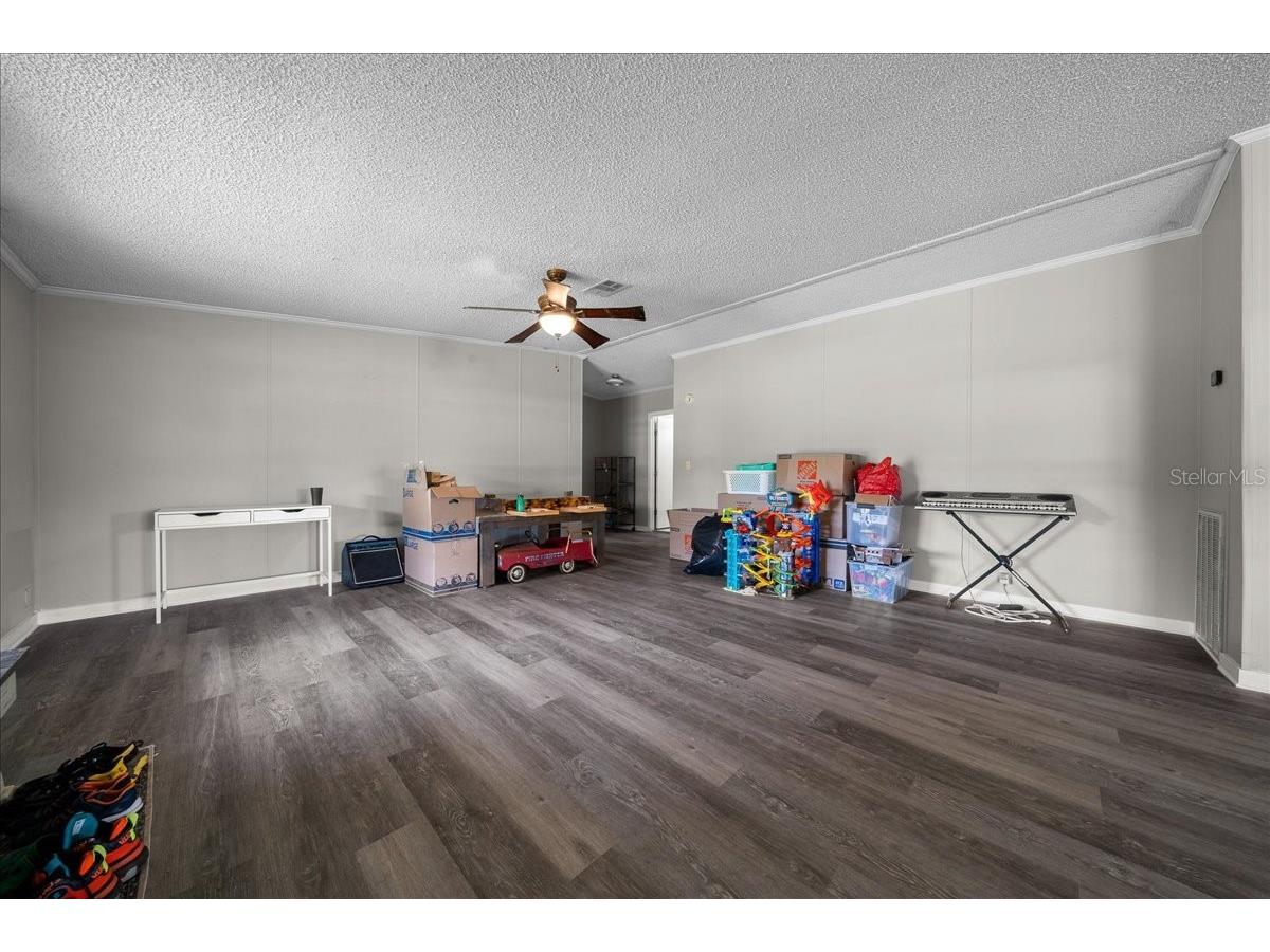 18585 N Highway 329 Reddick FL 32686 OM725273 image35
