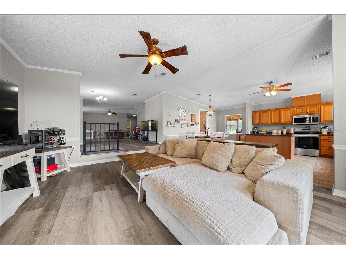 18585 N Highway 329 Reddick FL 32686 OM725273 image40