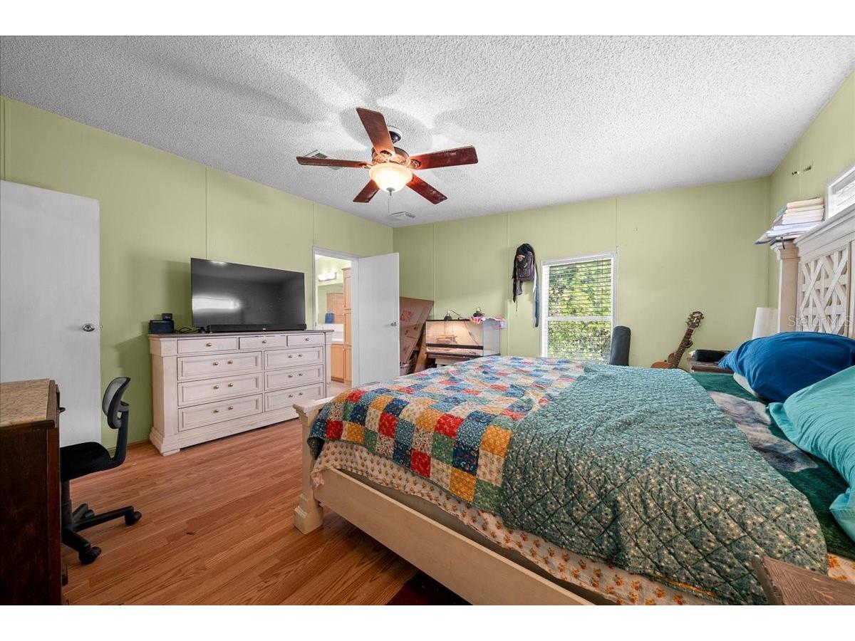 18585 N Highway 329 Reddick FL 32686 OM725273 image51