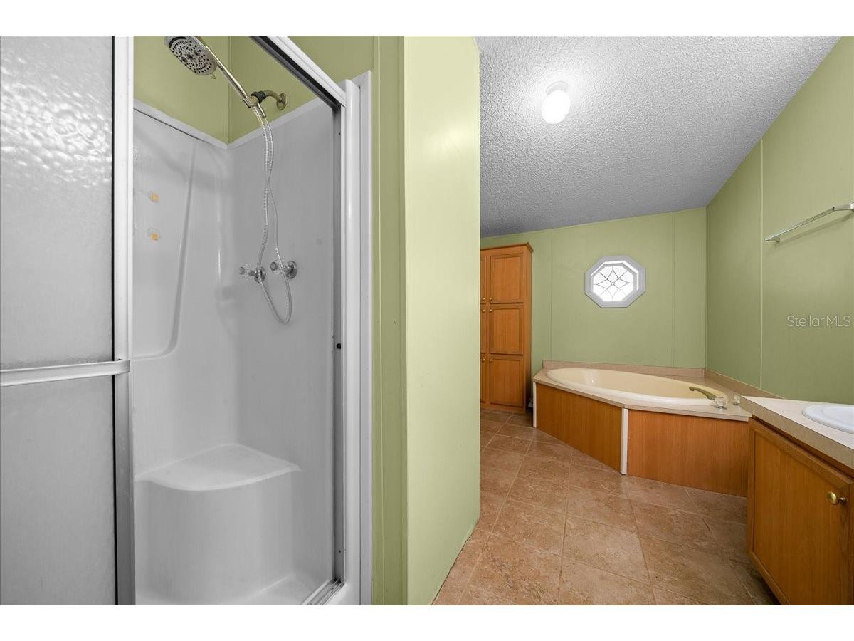 18585 N Highway 329 Reddick FL 32686 OM725273 image52