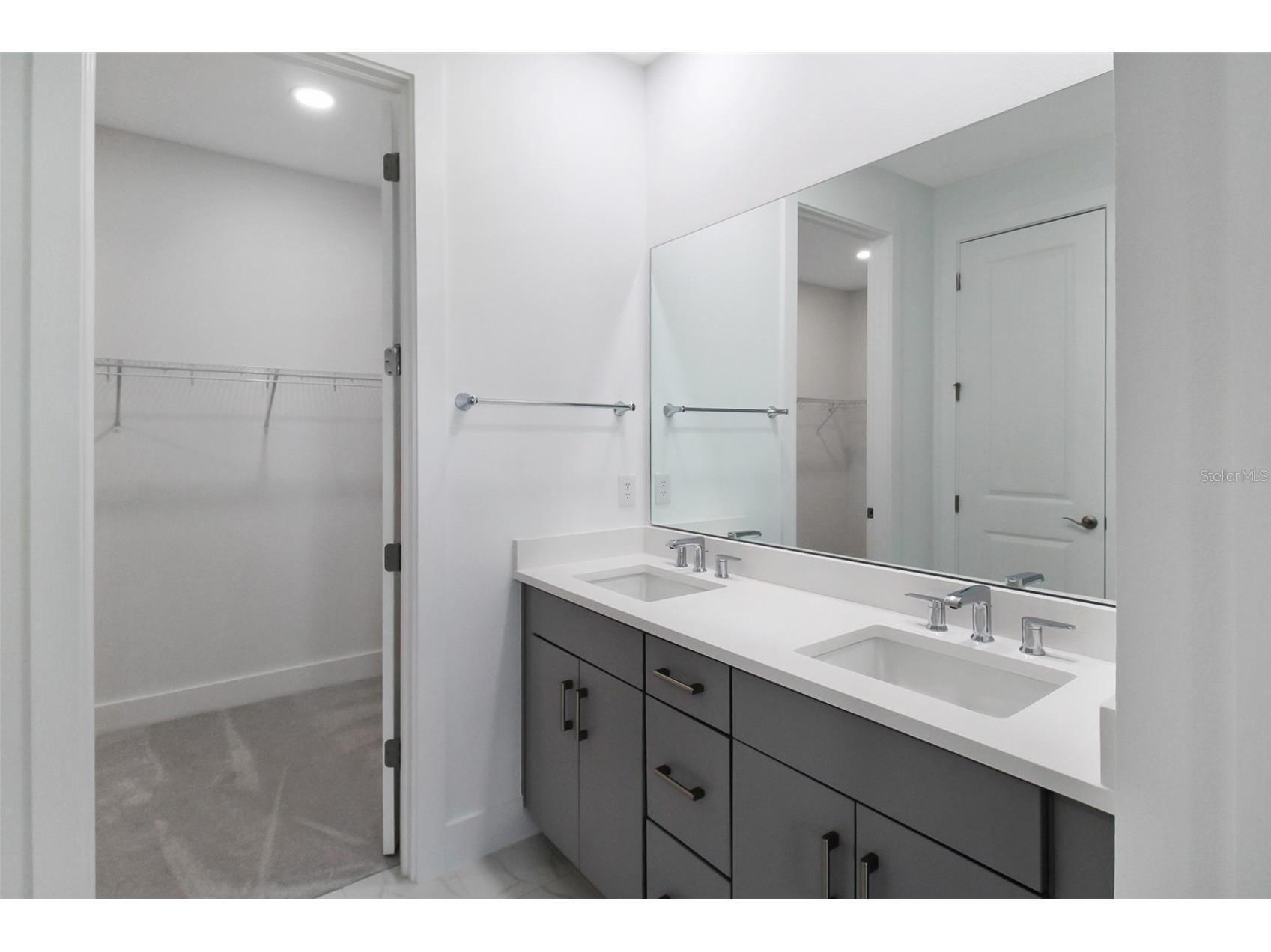 18588 Dayspring Place Venice FL 34293 A4694997 image28