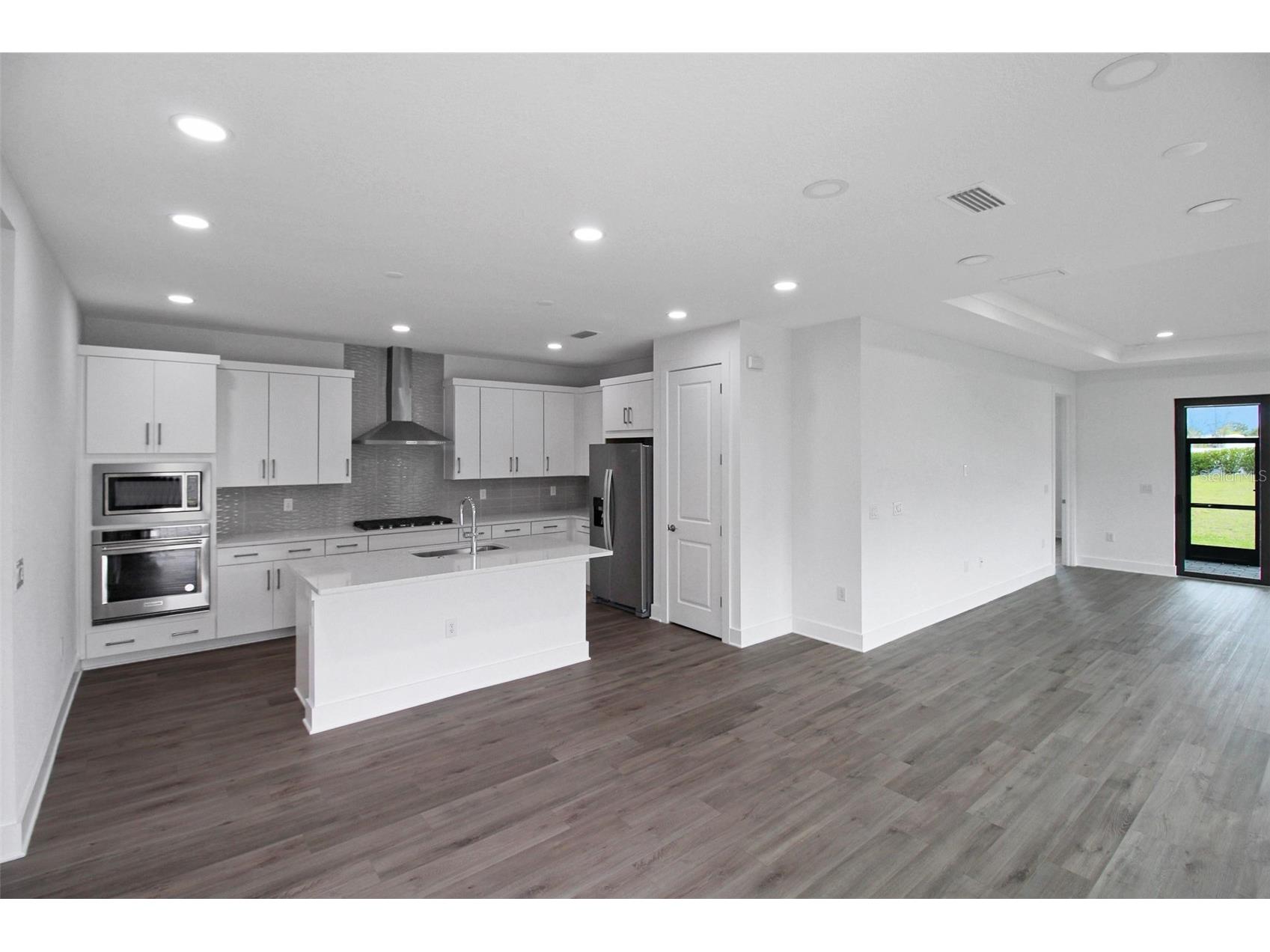 18588 Dayspring Place Venice FL 34293 A4694997 image3