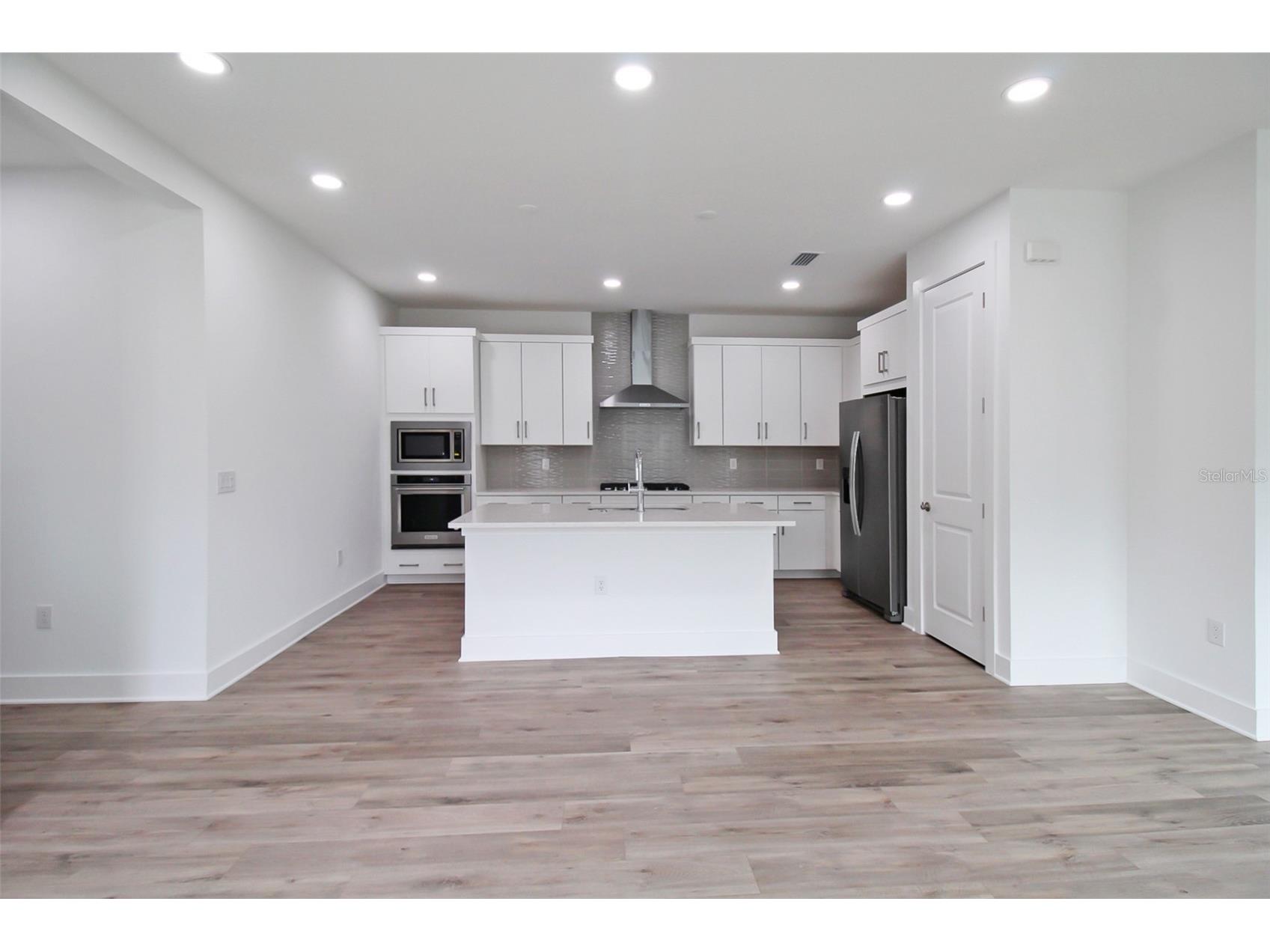 18588 Dayspring Place Venice FL 34293 A4694997 image4