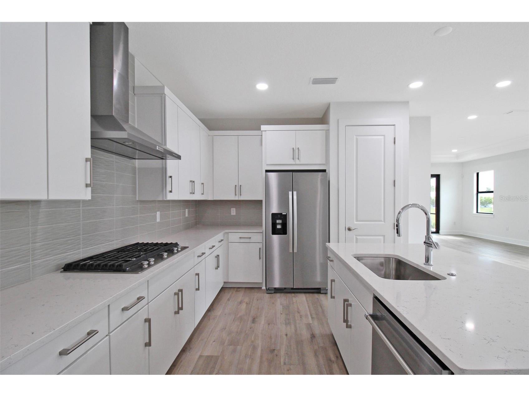 18588 Dayspring Place Venice FL 34293 A4694997 image7