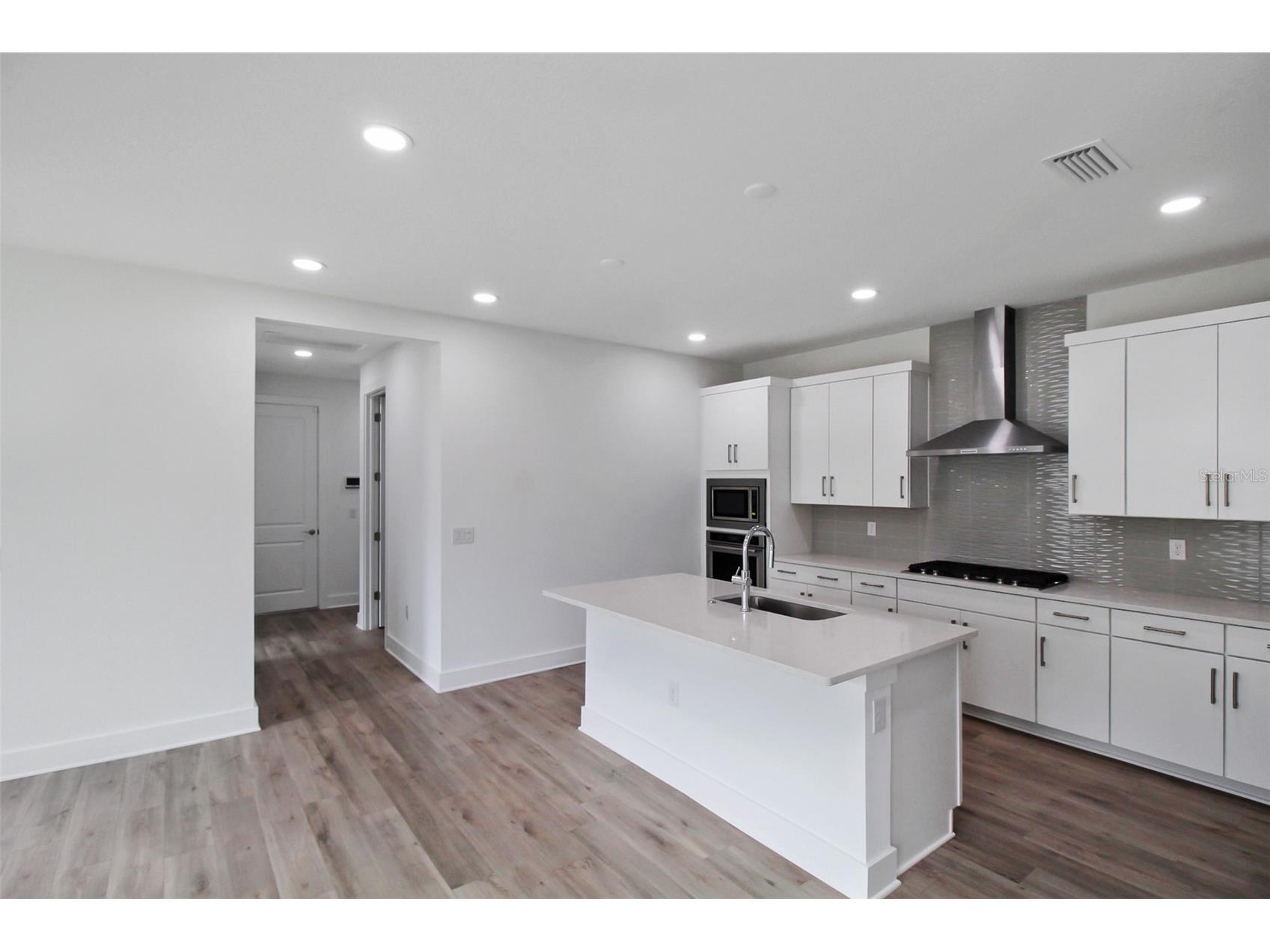 18588 Dayspring Place Venice FL 34293 A4694997 image9