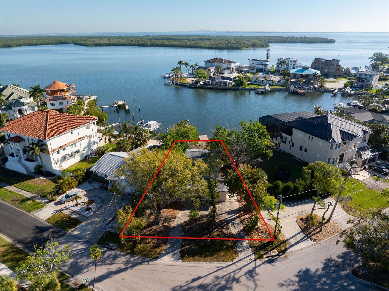 1859 Bayou Grande Boulevard NE Saint Petersburg FL 33703 TB8506523 image4