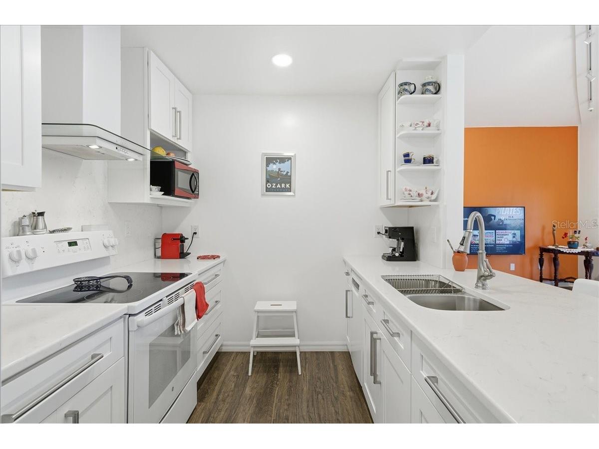 1859 Bough Avenue #D Clearwater FL 33760 TB8470206 image13