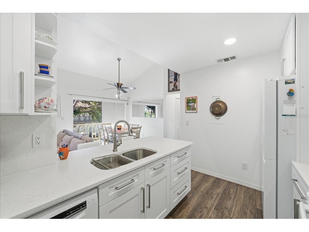 1859 Bough Avenue #D Clearwater FL 33760 TB8470206 image16