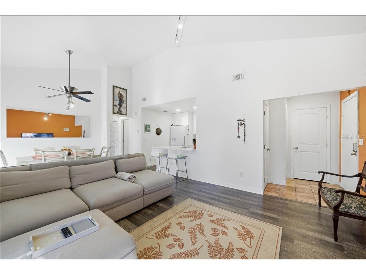 1859 Bough Avenue #D Clearwater FL 33760 TB8470206 image5