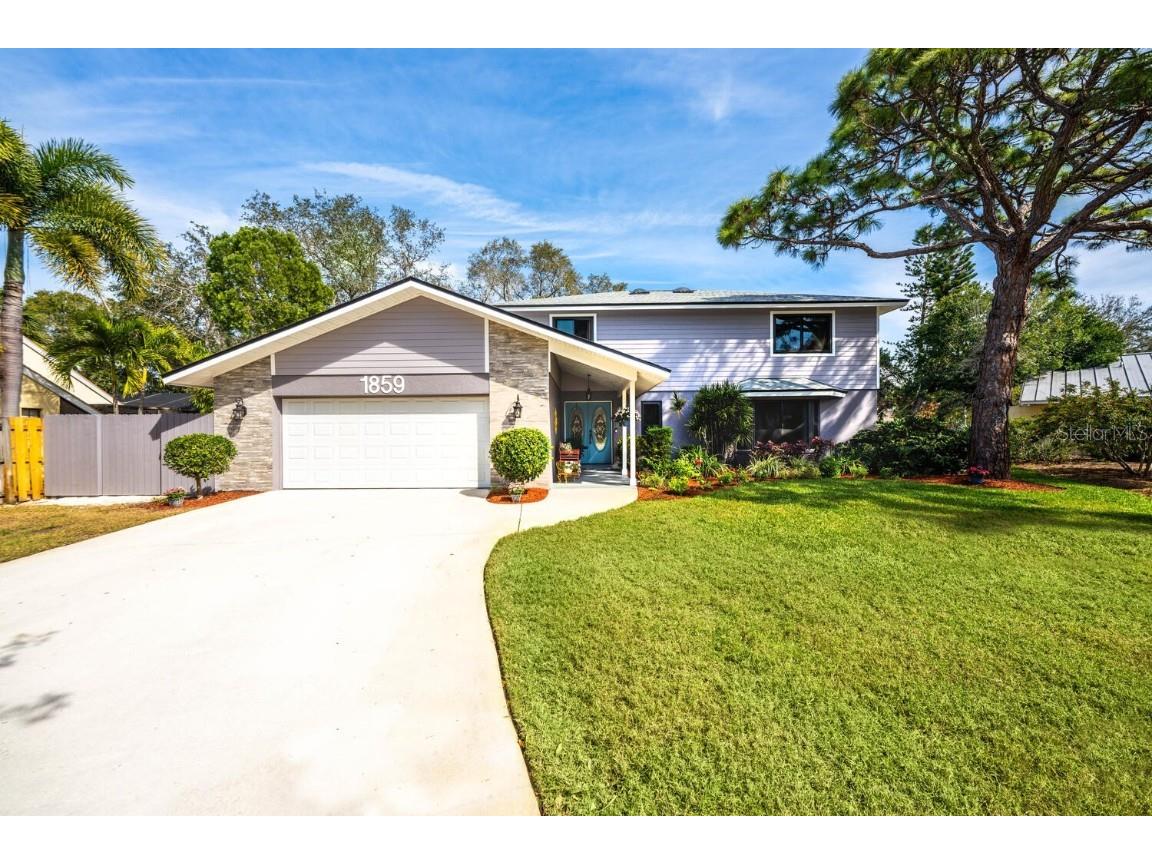 1859 Buccaneer Court Sarasota FL 34231 A4598560 image1