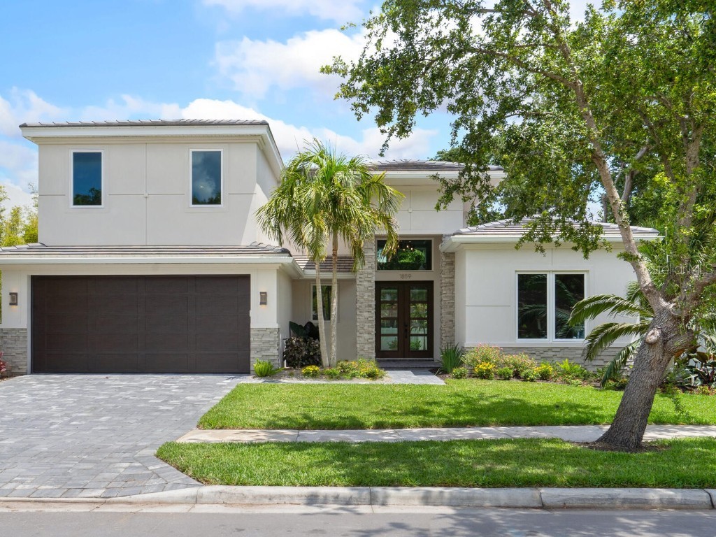 1859 Magnolia Street Sarasota FL 34239 A4564854 image1