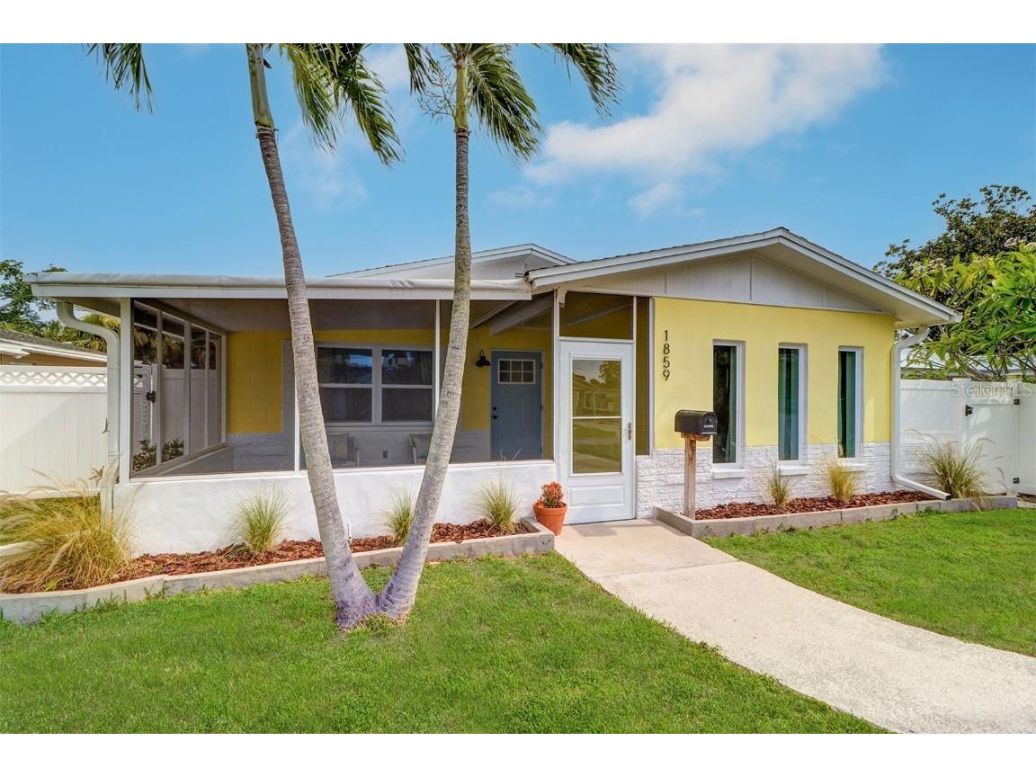 1859 Maryland Avenue NE Saint Petersburg FL 33703 U8204958 image1