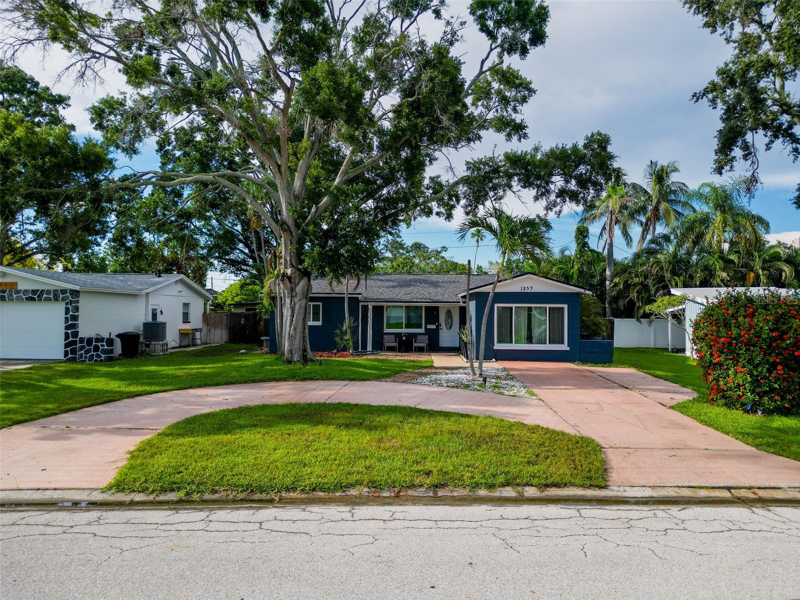 1859 Oklahoma Avenue NE Saint Petersburg FL 33703 TB8418561 image2