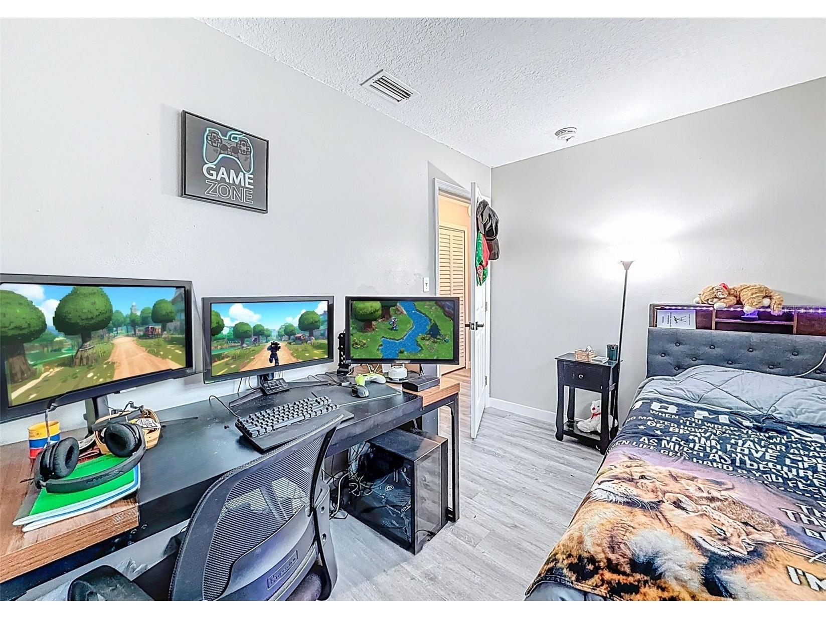 1859 Oklahoma Avenue NE Saint Petersburg FL 33703 TB8418561 image20