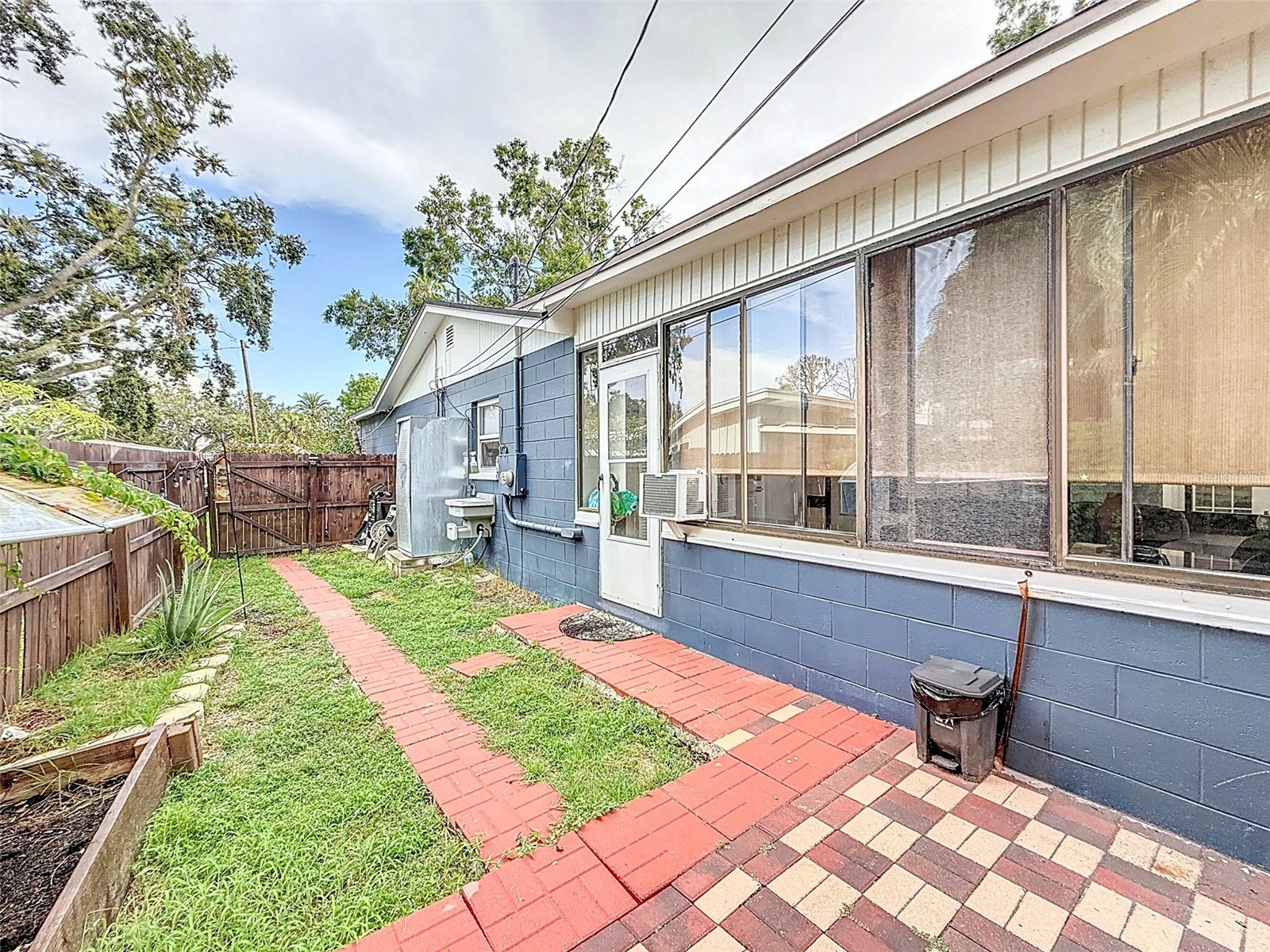 1859 Oklahoma Avenue NE Saint Petersburg FL 33703 TB8418561 image30