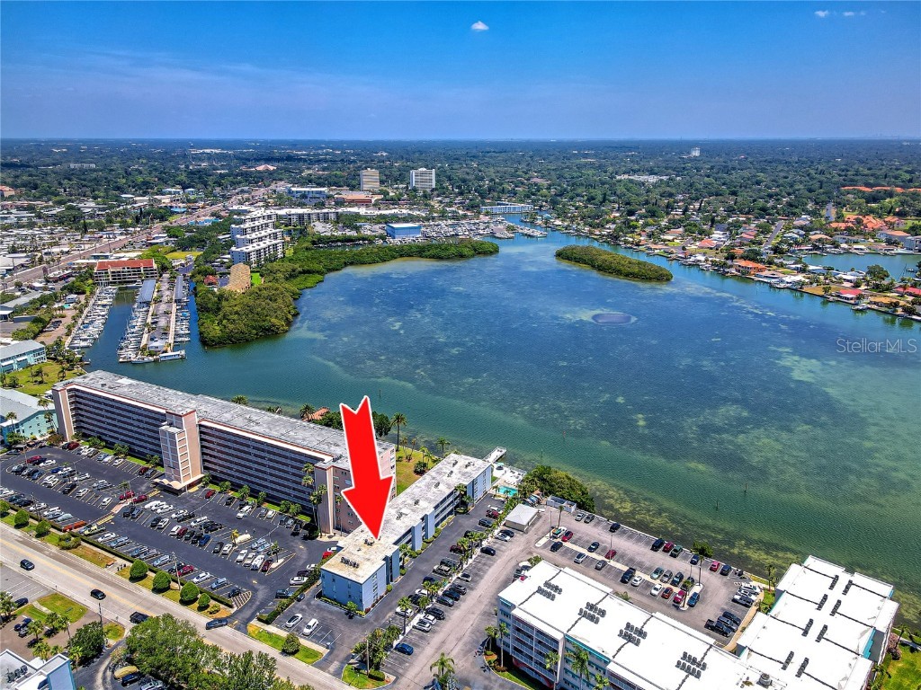 1859 Shore Drive S #303 South Pasadena FL 33707 - BOCA CIEGA BAY U8200963 image1