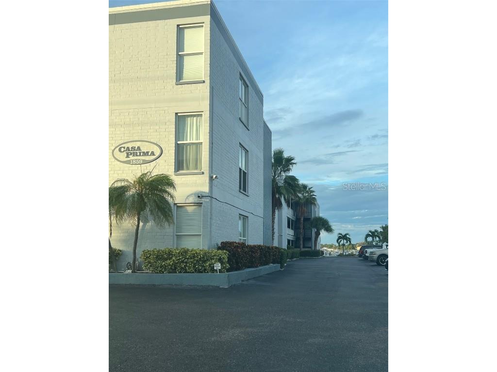 1859 Shore Drive S #307 South Pasadena FL 33707 - BOCA CIEGA BAY U8211522 image1
