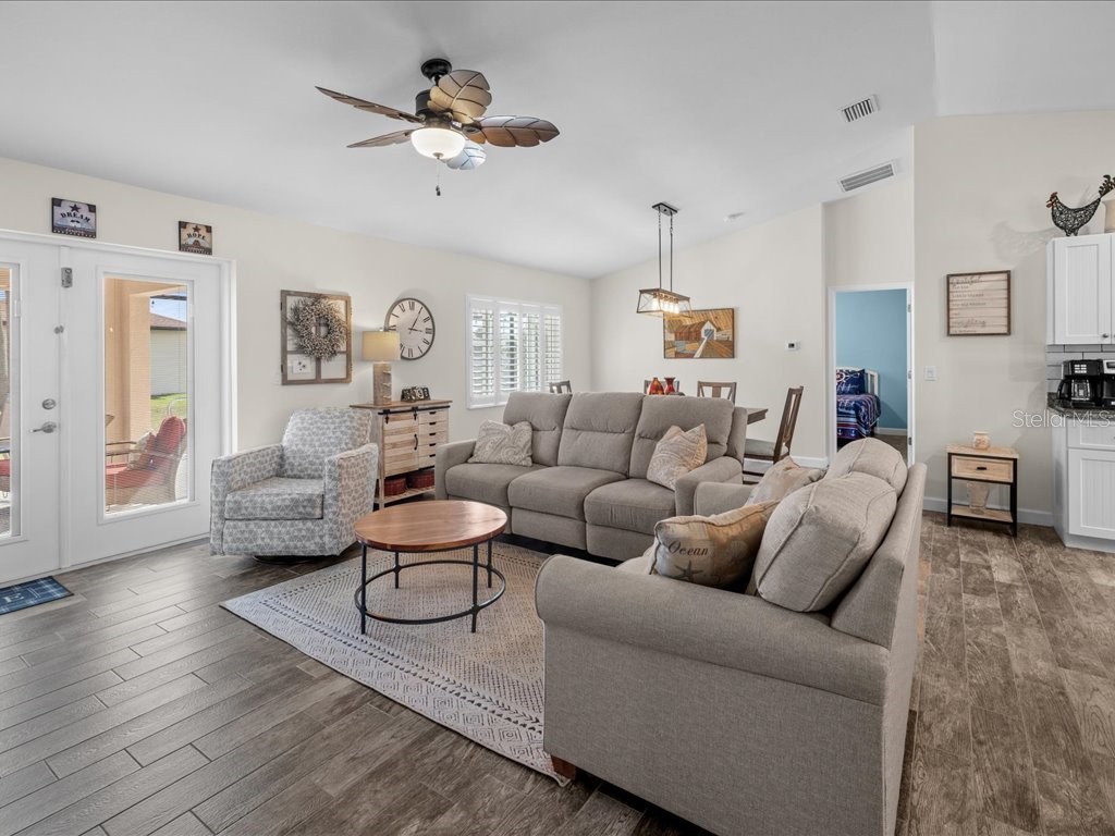 18597 Lake Worth Boulevard Port Charlotte FL 33948 C7522977 image14
