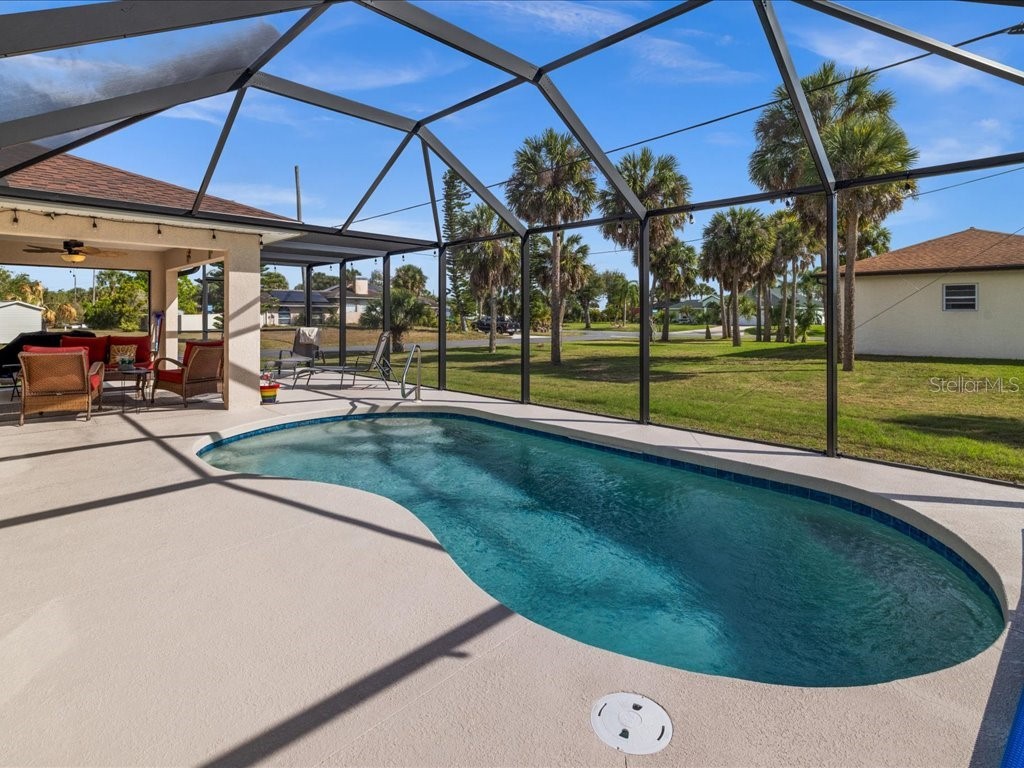 18597 Lake Worth Boulevard Port Charlotte FL 33948 C7522977 image3