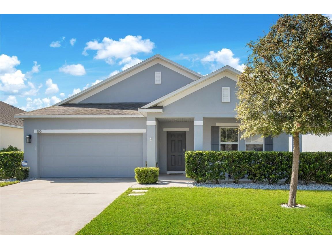 186 E Fiesta Key Loop Deland FL 32720 O6343129 image1