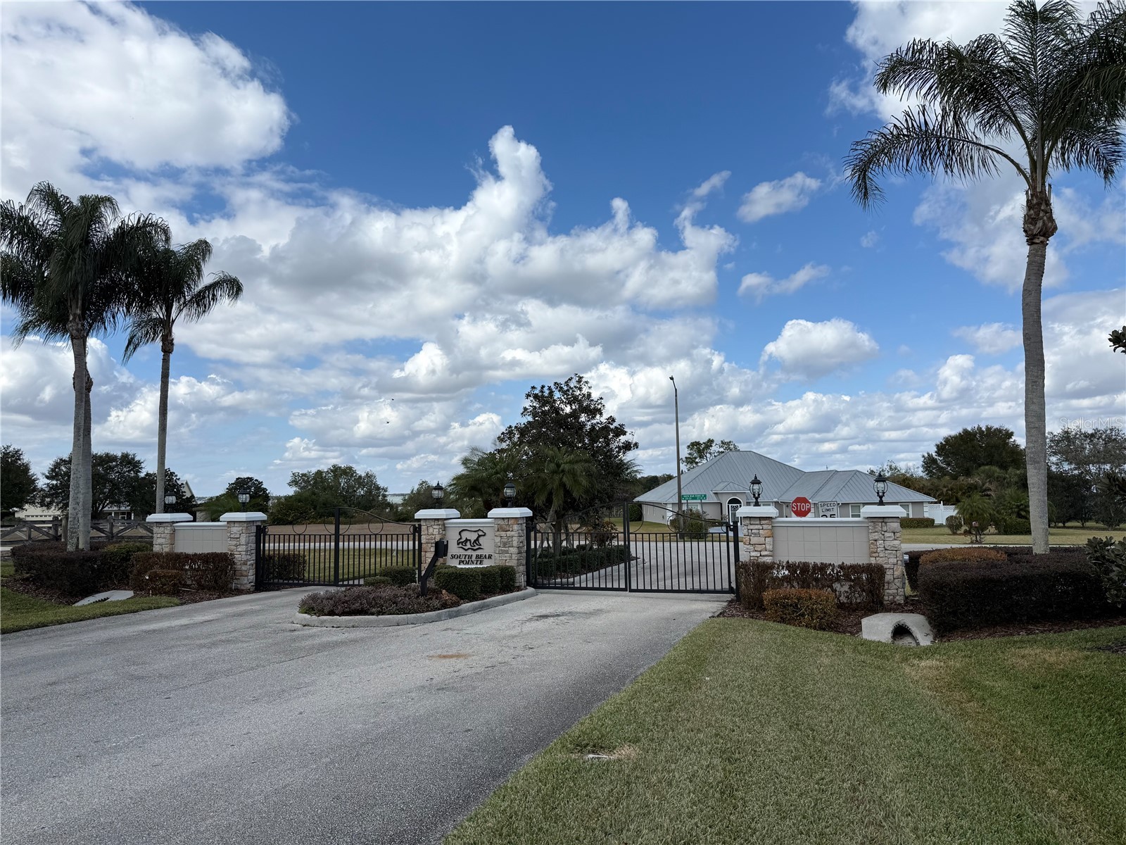 186 S Bear Pointe Drive Lake Placid FL 33852 O6383032 image2