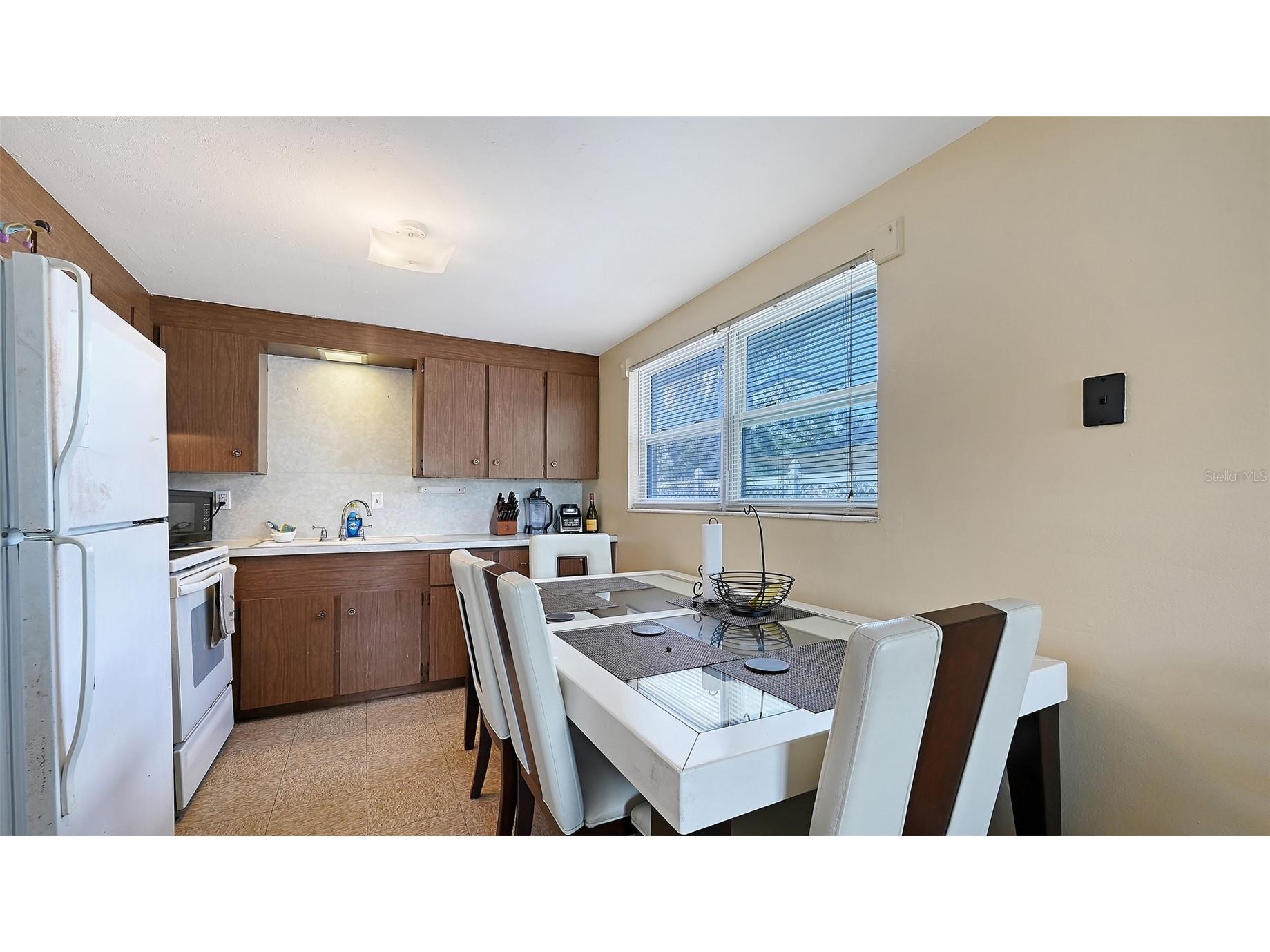 1860 7th Street Sarasota FL 34236 A4685678 image25