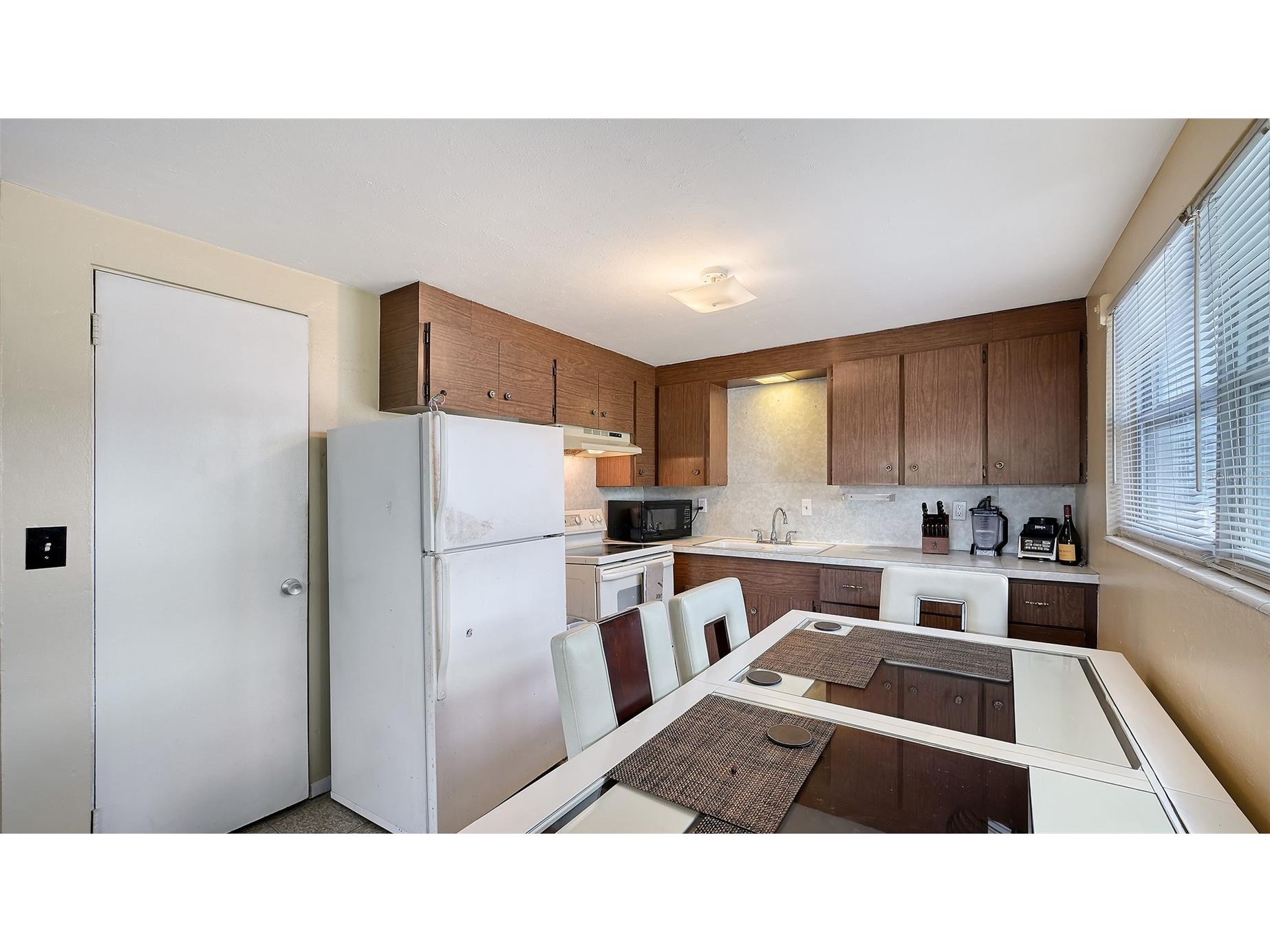 1860 7th Street Sarasota FL 34236 A4685678 image26