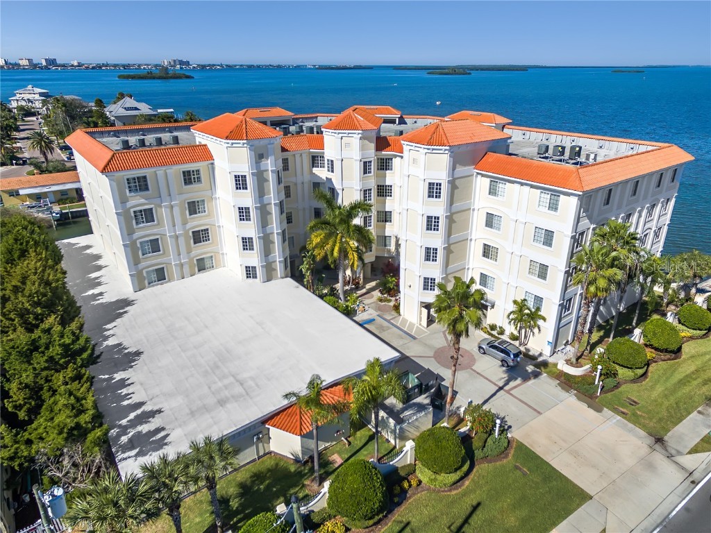 1860 Fort Harrison Avenue N #204 Clearwater FL 33755 U8193159 image1