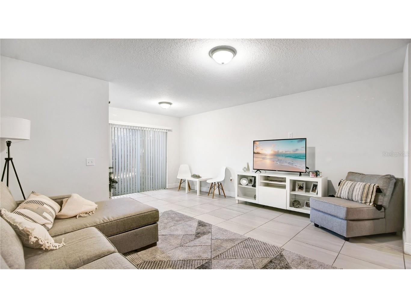 1860 Foxhall Circle Kissimmee FL 34741 S5137345 image4