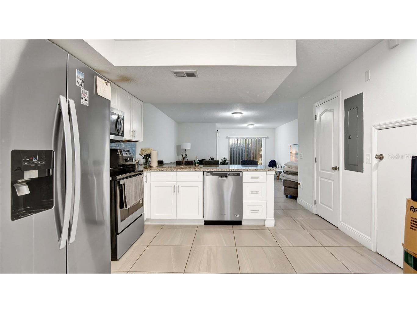 1860 Foxhall Circle Kissimmee FL 34741 S5137345 image6