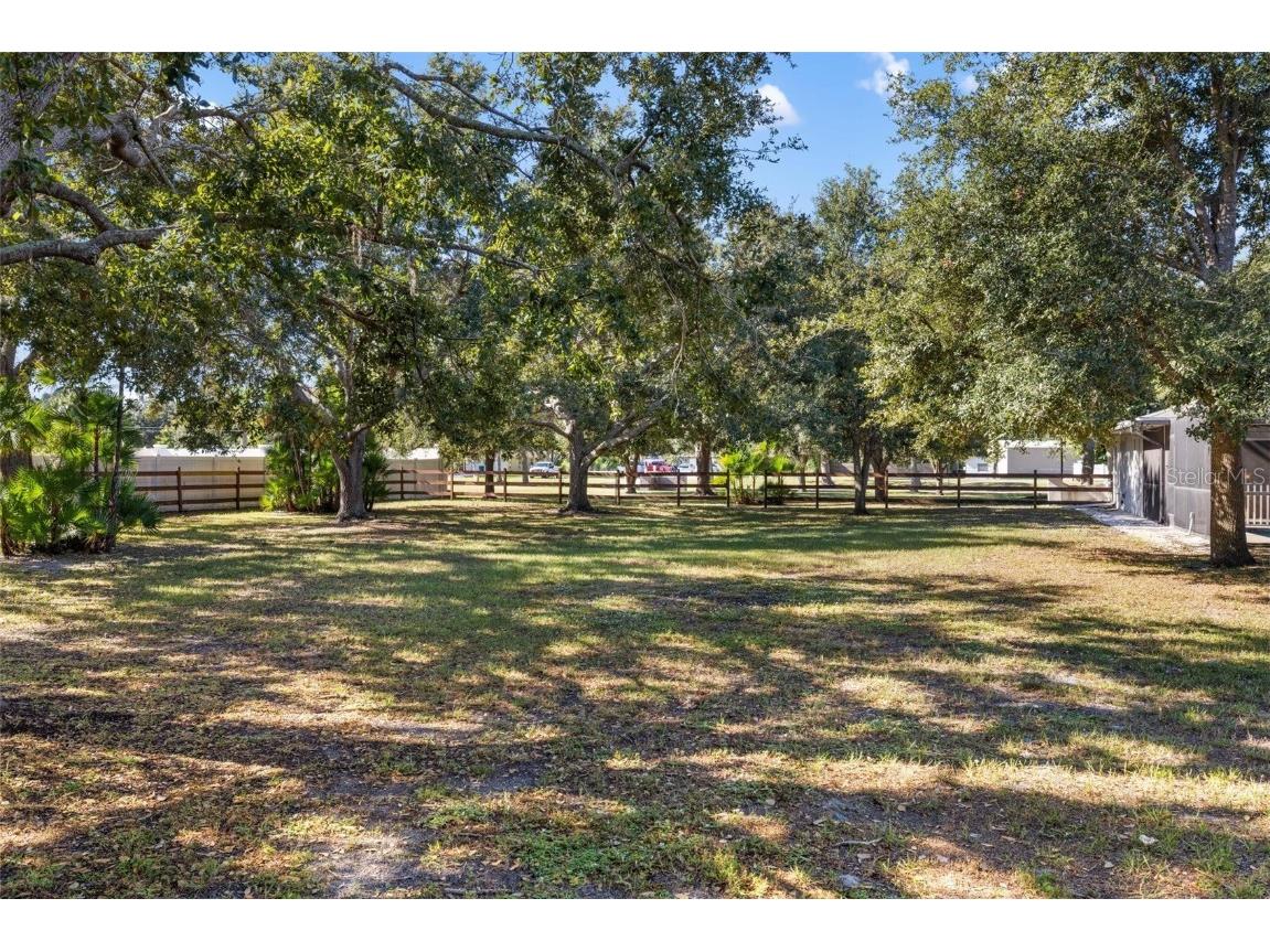 1860 Mackintosh Boulevard Nokomis FL 34275 N6140687 image53