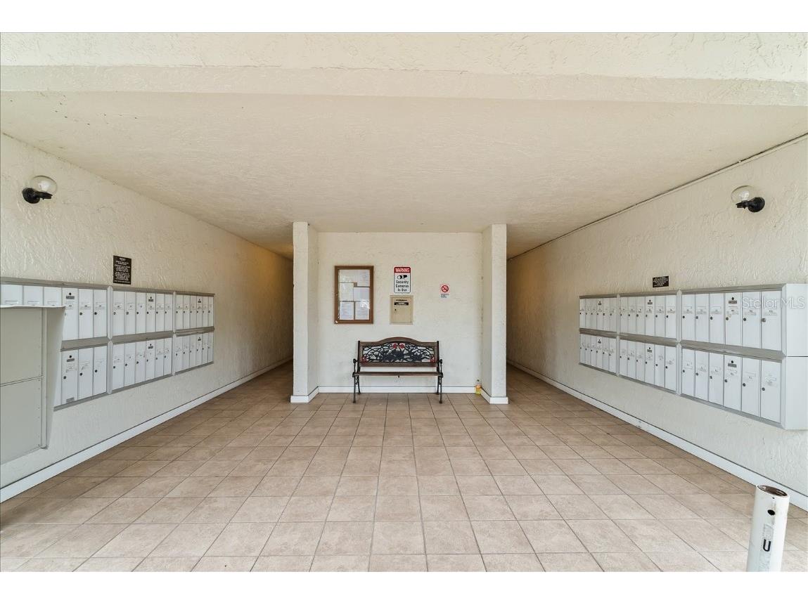 1860 Massachusetts Avenue NE #101 Saint Petersburg FL 33703 TB8449772 image5