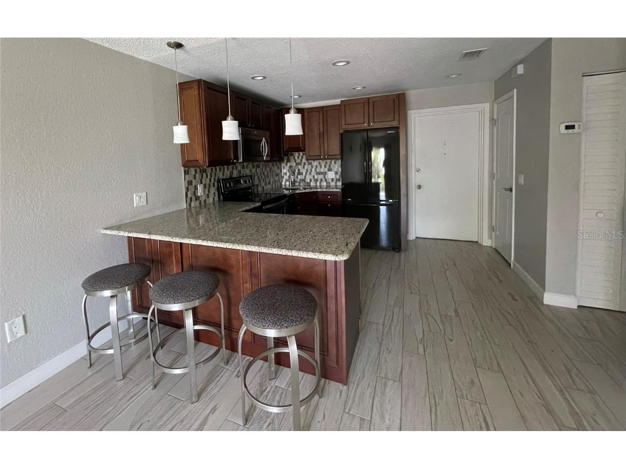 1860 Massachusetts Avenue NE #214 Saint Petersburg FL 33703 O6226609 image2