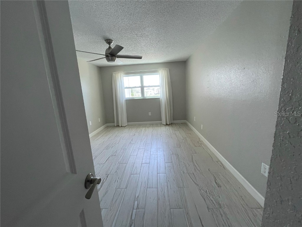 1860 Massachusetts Avenue NE #214 Saint Petersburg FL 33703 O6226609 image6